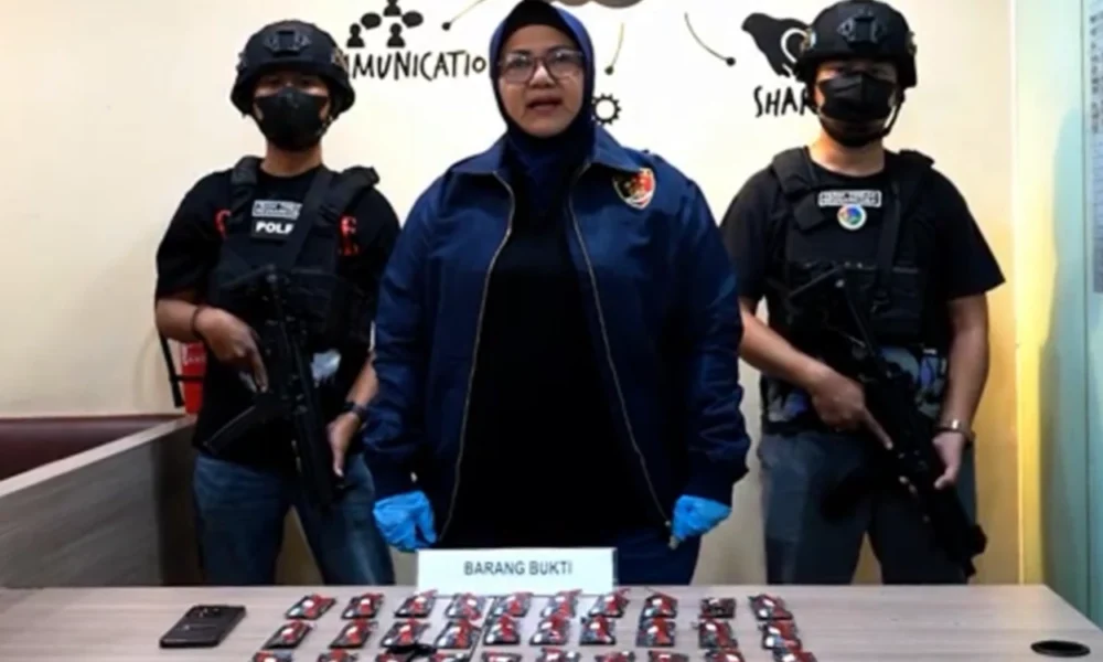 Polisi Tangkap Kurir Vape Narkoba di Cengkareng, Sita 30 Cartridge Etomidate