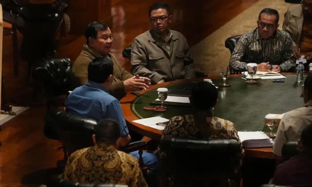 Prabowo Gelar Rapat Terbatas di Hambalang, Bahas Pendidikan hingga Pertahanan