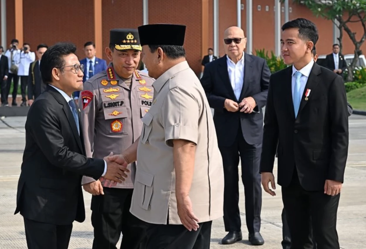 Prabowo Terbang ke Filipina Hadiri KTT ke 48 ASEAN, Diantar Gibran
