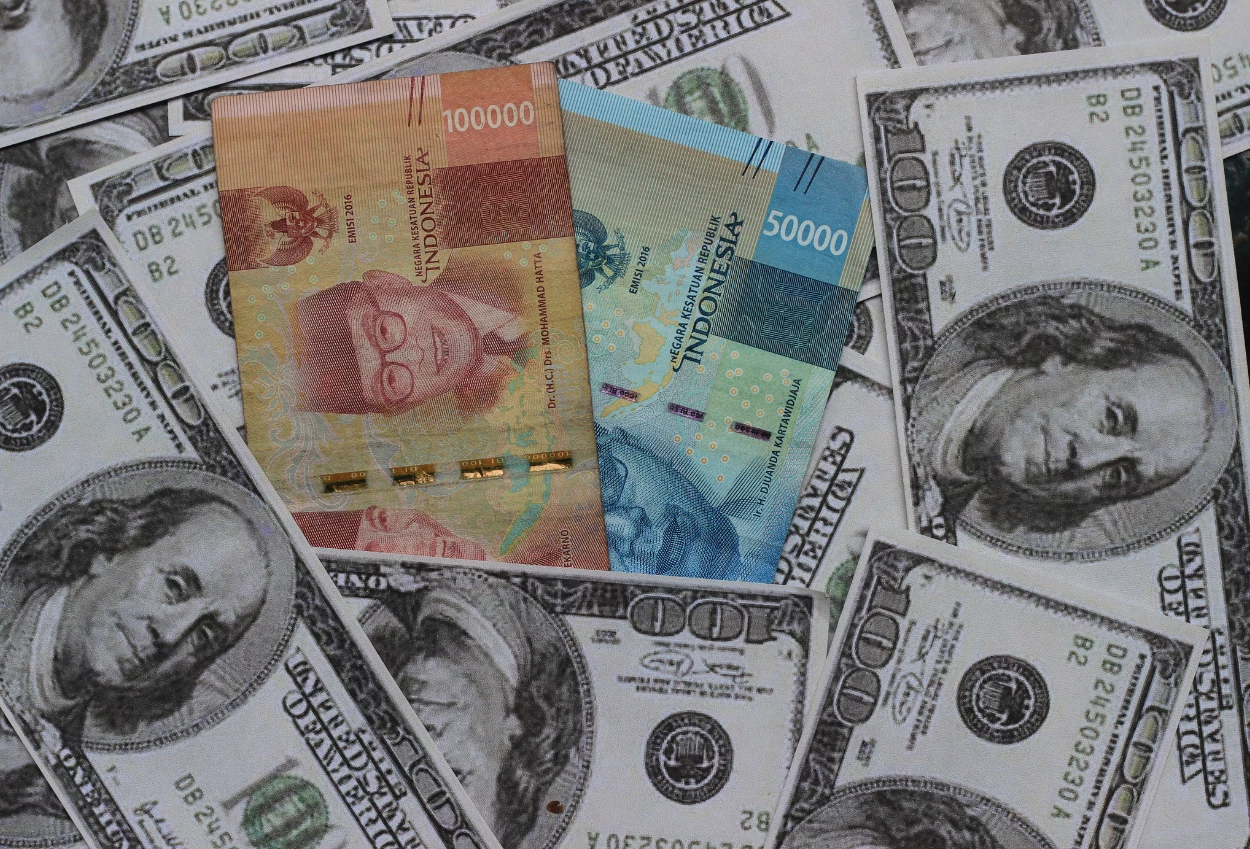 Rupiah ke Dolar Pagi Ini 29 Mei 2026 Dibuka di Level Rp17.800