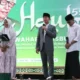 Wapres Gibran Bagi Bagi Sepeda untuk Santri saat Hadiri Haul ke 55 KH Wahab Chasbullah di Jombang