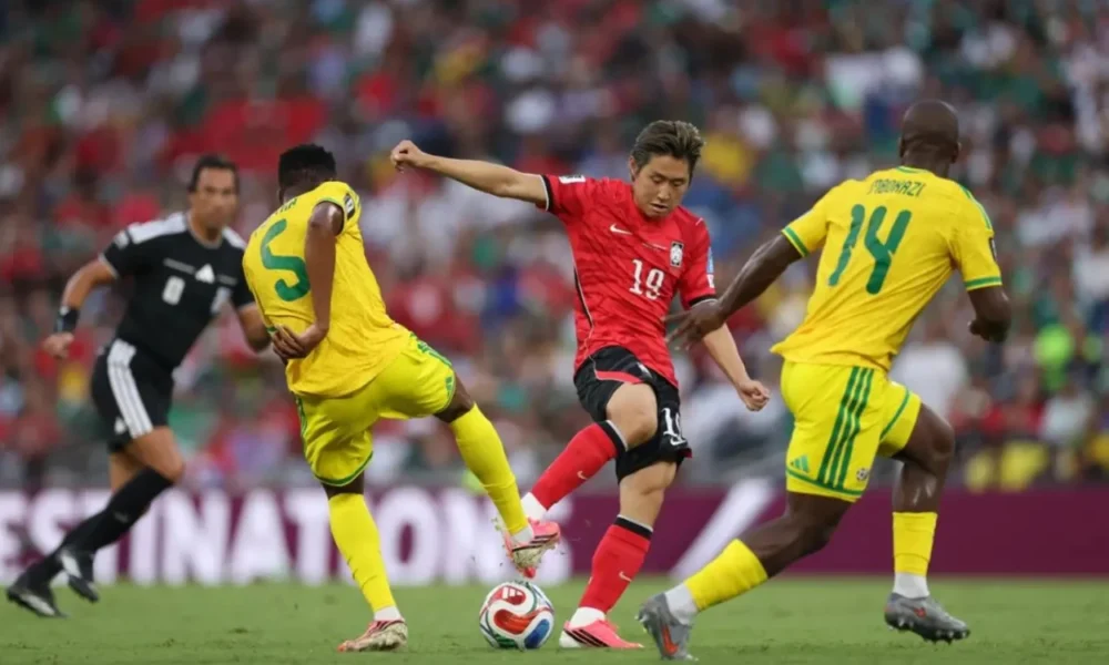 Afrika Selatan vs Korea Selatan 1 0 Gol Maseko Bawa Afrika Selatan Lolos 32 Besar