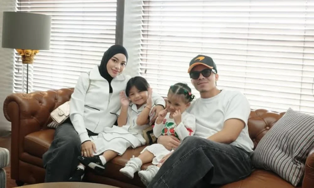 Anak Jatuh dari Ketinggian hingga Masuk UGD, Aurel Hermansyah Hari Terburukku jadi Ibu