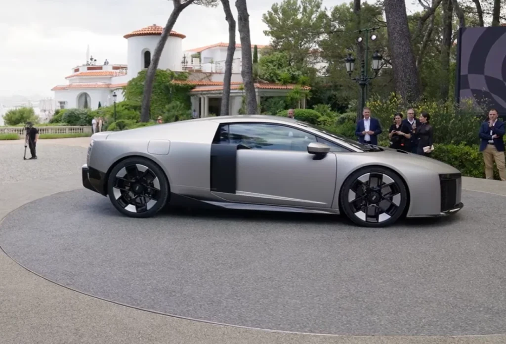 Audi Pamer Supercar Baru, Speed Tembus 350 Km jam! (3)