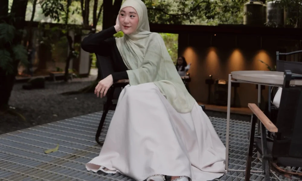 Dituding Selingkuh, Larissa Chou Maaf ya Aku Sangat Setia sama Beliau