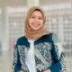 Dulu Viral Wisuda S1 Diantar Sang Ayah Naik Becak, Raeni Kini Lulus S3 di Inggris jadi Peneliti dan Asisten Profesor