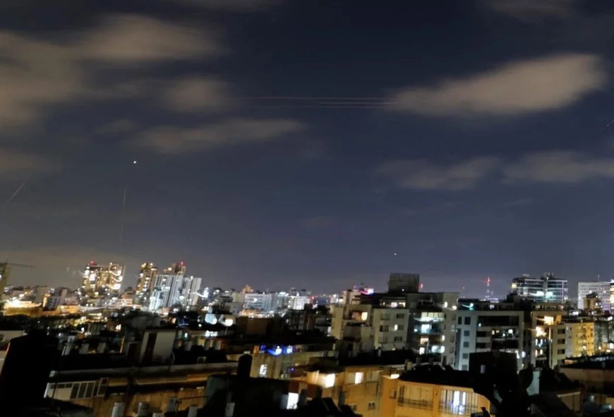 Iran Kirim Rudal ke Israel, Marah Lebanon Diserang