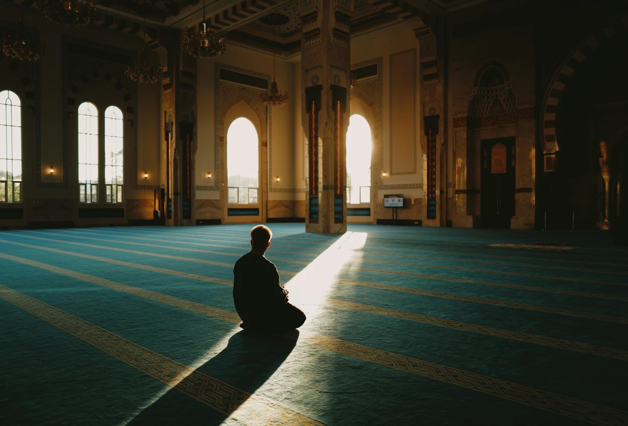 Khutbah Jumat Bulan Muharram tentang Hijrah, FOMO, dan Media Sosial