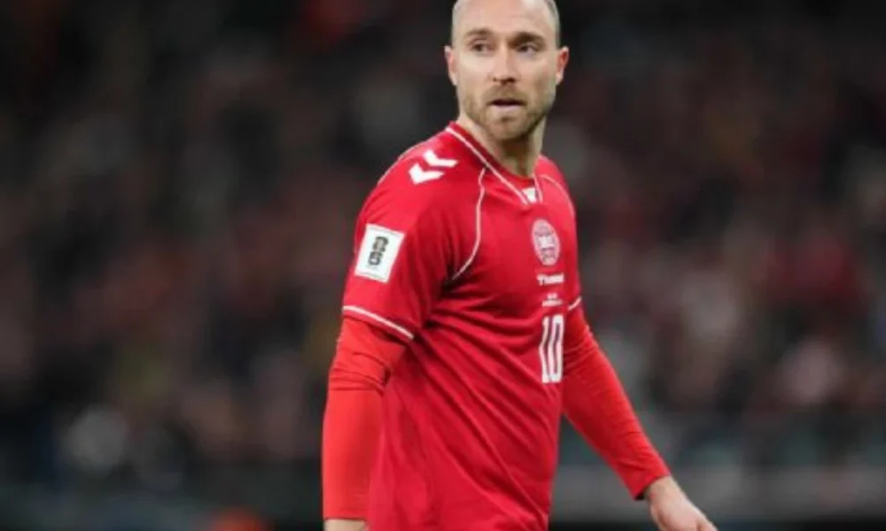 Laga Denmark vs Ukraina Disetop usai Christian Eriksen Kolaps di Tengah Lapangan