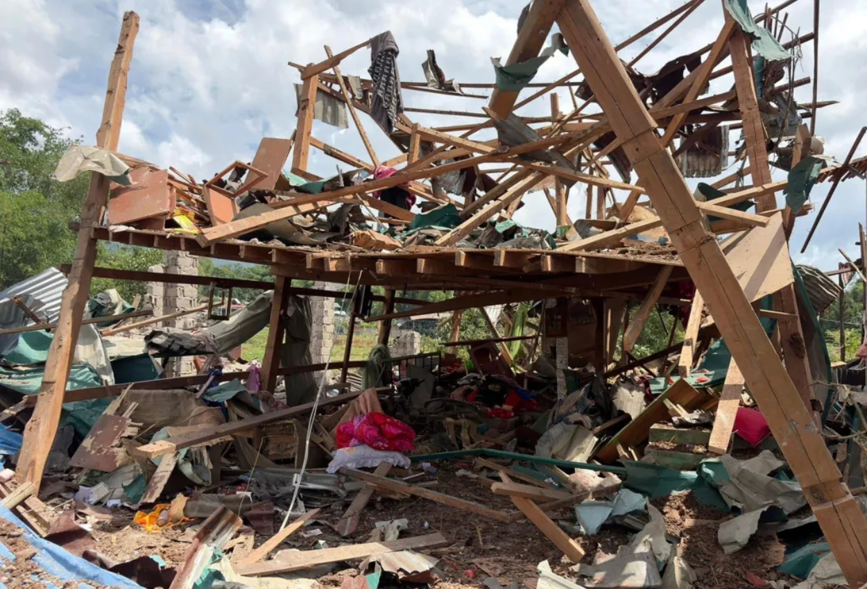 Ledakan Dahsyat di Desa Myanmar, 300 Rumah Rusak dan 55 Orang Tewas
