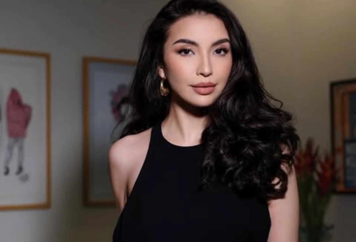 Manohara Ogah Ikut Tren Baju Saya Banyak yang Sudah 10 Tahun