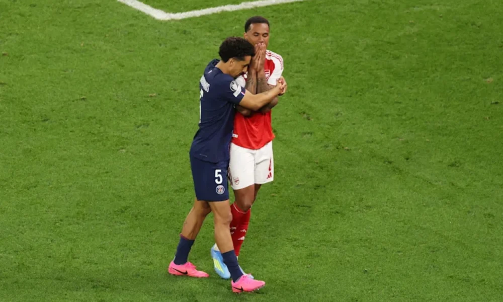 Momen Marquinhos Pemain PSG Peluk Gabriel usai Gagal Bawa Arsenal Angkat Trofi Liga Champions
