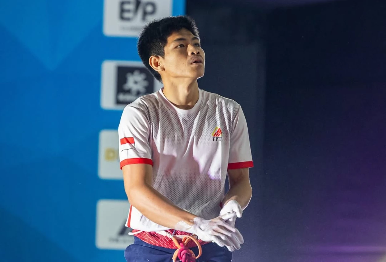 Pecah Rekor! Atlet Panjat Tebing Putra Tri Ramadani Raih Medali Emas Pertama di World Climbing Series Praha