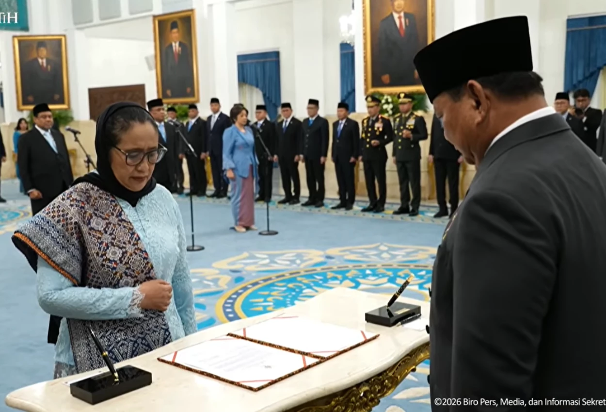 Prabowo Resmi Lantik Kepala dan Wakil Kepala BGN Baru di Istana Negara
