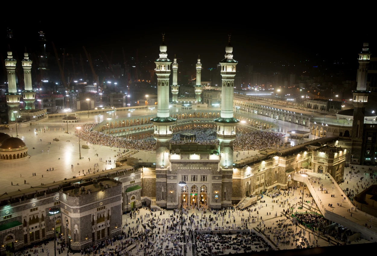 Raja Salman Gratiskan Umrah untuk 1.000 Orang dari 16 Negara, Indonesia Dapat Jatah