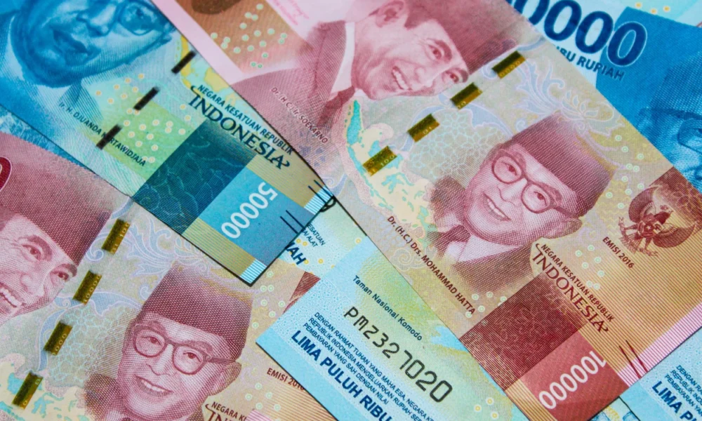 Rupiah Hari ini 30 Juni 2026 Tertekan, Dibuka di Level Rp17.885 per Dolar