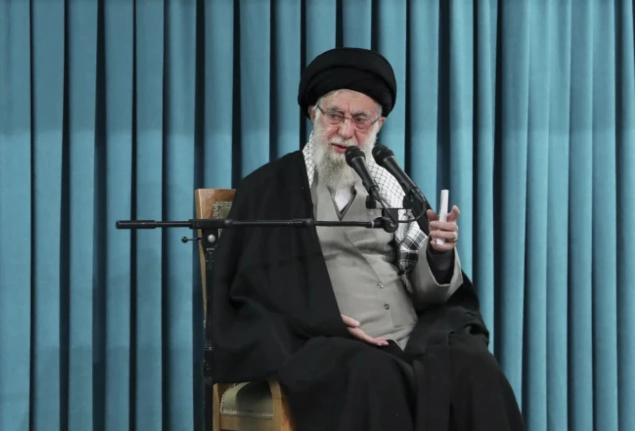 Sempat Ditunda, Upacara Pemakaman Ayatollah Ali Khamenei akan Dilaksanakan Awal Juli