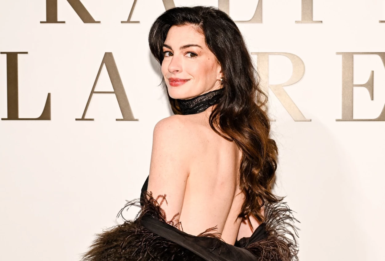 Siapa Anak Anne Hathaway Jonathan dan Jack bakal Punya Adik!
