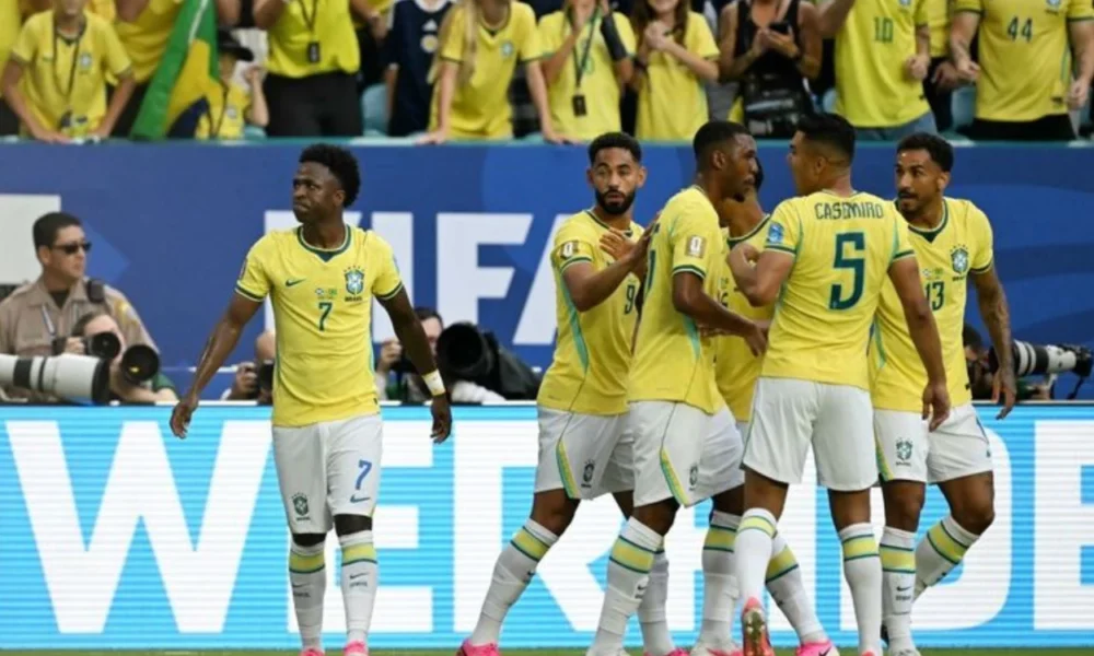 Skotlandia vs Brasil 0 3 Brace Vinicius Jr Antar Brasil Amankan Tiket 32 Besar