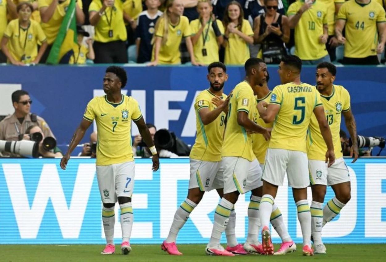 Skotlandia vs Brasil 0 3 Brace Vinicius Jr Antar Brasil Amankan Tiket 32 Besar