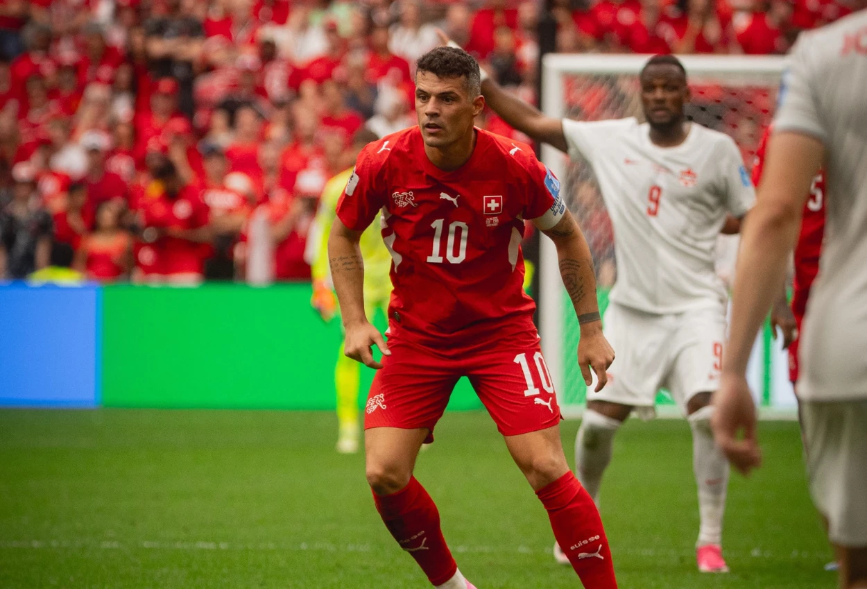 Swiss vs Kanada 2 1 Swiss Puncaki Klasemen Grup B