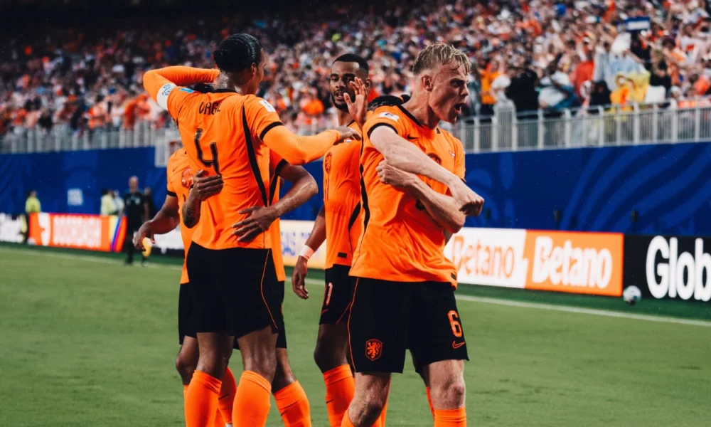 Tunisia vs Belanda 1 3 Gol Brobbey dan Van Hecke Bawa Belanda Juara Grup F