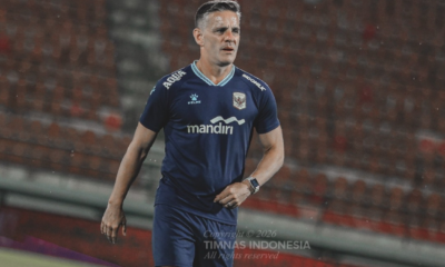 Alasan John Herdman Tak Duduk di Bench Pelatih saat Indonesia vs Kamboja di Piala AFF