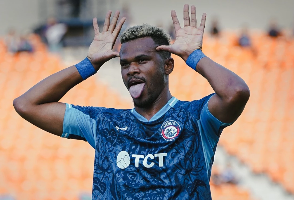 Arema vs Tampines Rovers 2 1 Gustavo Cetak Brace