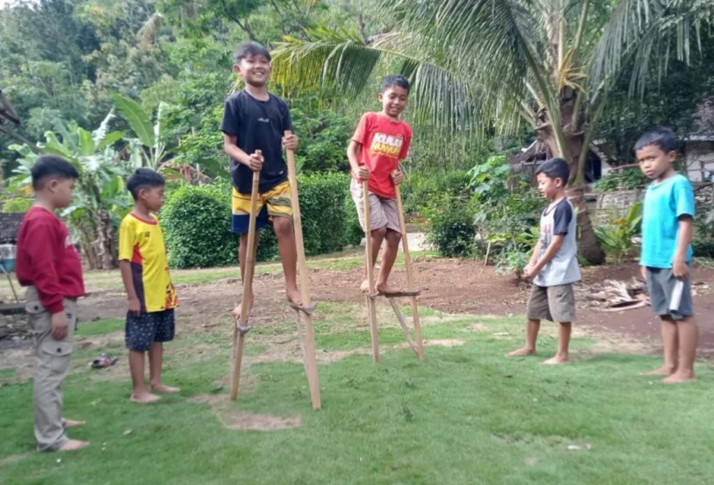 Aturan yang Berlaku dalam Permainan Egrang