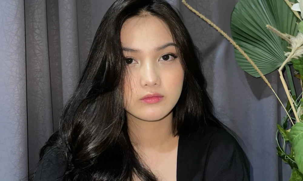 Dikabarkan Dekat dengan Refal Hady, Ini Mantan Pacar Aisyah Aqilah