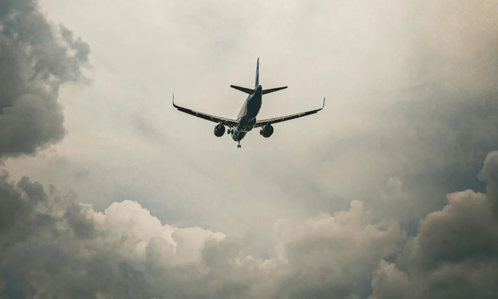 Jumlah Penumpang Pesawat Boeing 737 yang Hilang Kontak