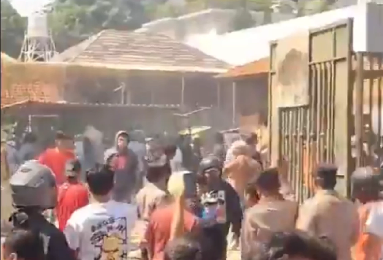 Kronologi Lengkap Bentrok di Menteng, Berawal dari Cekcok saat Sarapan Nasi Uduk