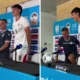 Momen Kocak John Herdman Mau Panjat Kursi saat Berdiri di Samping Mitcell Baker