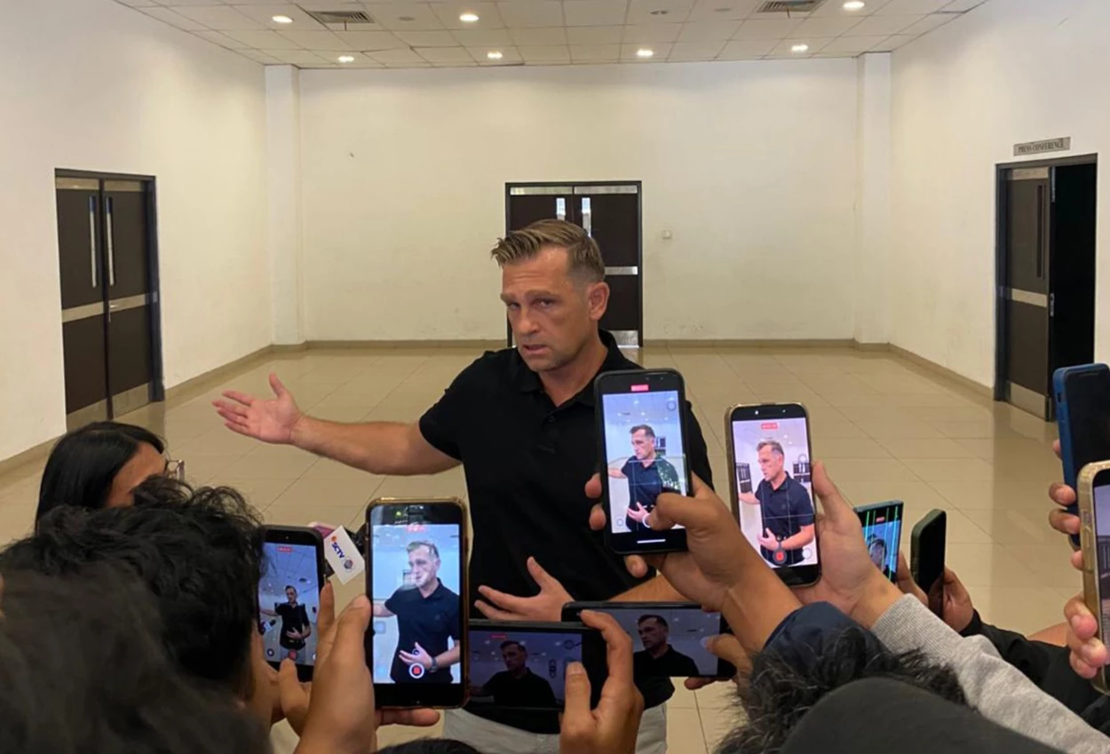 Pelatih Persib Kami Tak Memiliki Ekspektasi Apa pun di Piala Presiden