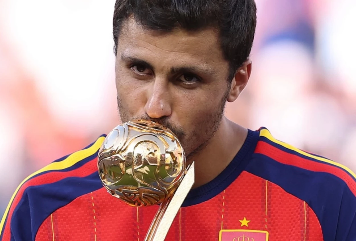 Pemain Terbaik Piala Dunia 2026 Rodri Raih Golden Ball