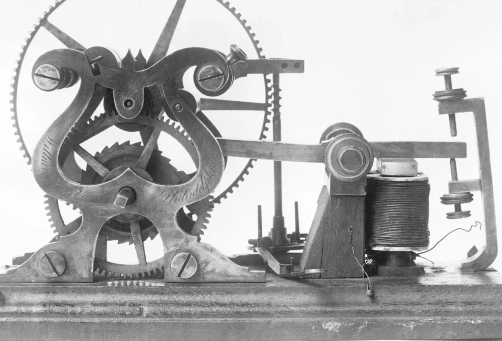 Pengembangan Telegraf dan Kode Morse oleh Samuel Morse (1837)