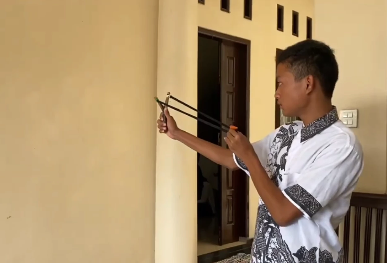 Permainan Cekang, Mainan Tradisional yang Menggunakan Ketapel