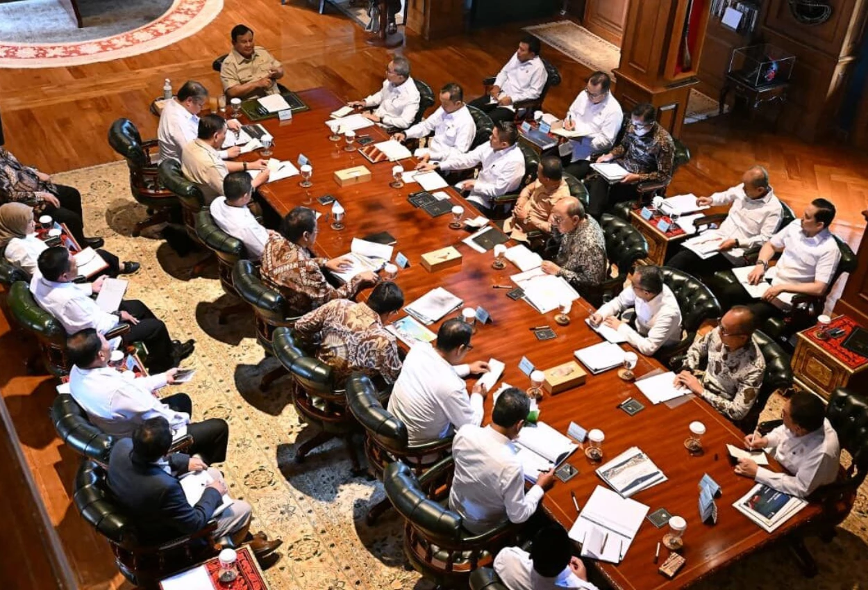 Prabowo Perintahkan Harga BBM Khusus Nelayan jadi Rp15.000 per Liter