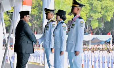 Prabowo Resmi Lantik 1.204 Pamong Praja Muda Lulusan IPDN