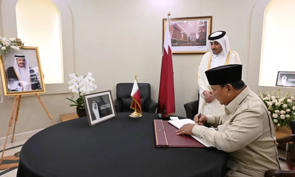 Prabowo Tulis Pesan Duka untuk Sheikh Hamad di Kedubes Qatar, Ini Isinya