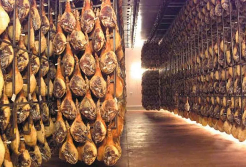 Proses Produksi Ham Iberico Melalui Serangkaian Proses Ketat