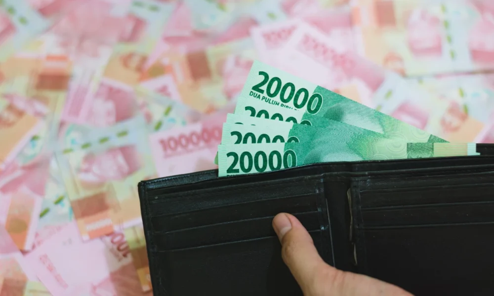 Rupiah Hari Ini 2 Juli 2026 Kian Pepet Level Psikologis Rp18.000 per Dolar