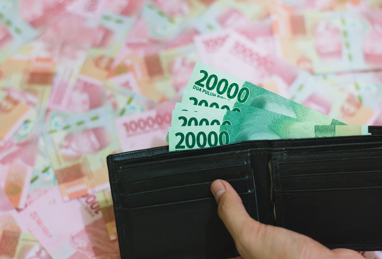 Rupiah Hari Ini 2 Juli 2026 Kian Pepet Level Psikologis Rp18.000 per Dolar