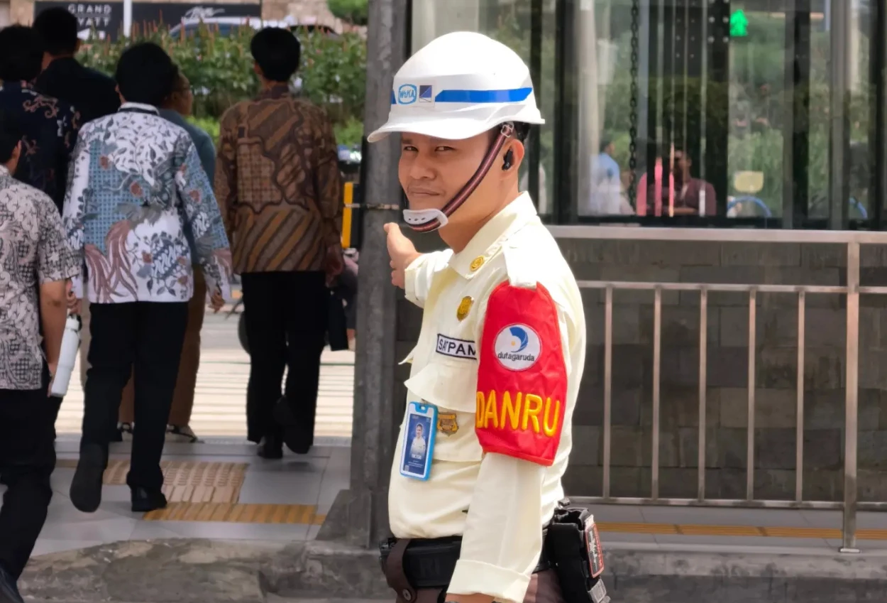 Satpam Bundaran HI Tolak Tawaran Kerja dari Dedi Mulyadi, Ini Alasannya