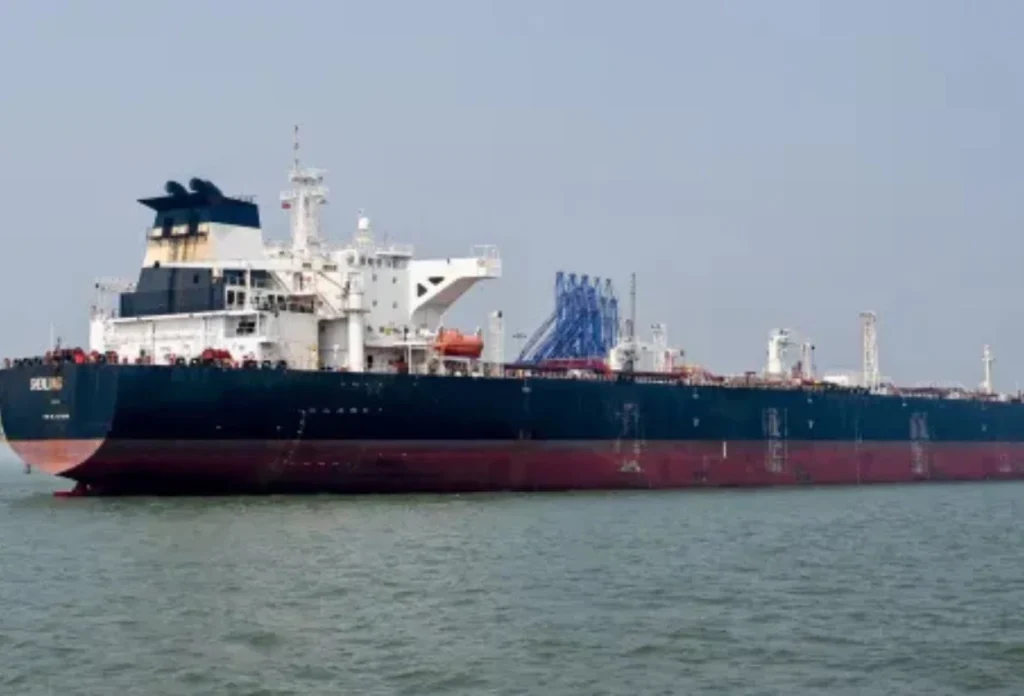 Sebagian Besar Minyak dari Selat Hormuz Dikirim ke Asia