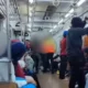 Viral! Istri Pergoki Suami Diduga bareng Selingkuhan di KRL hingga Picu Keributan