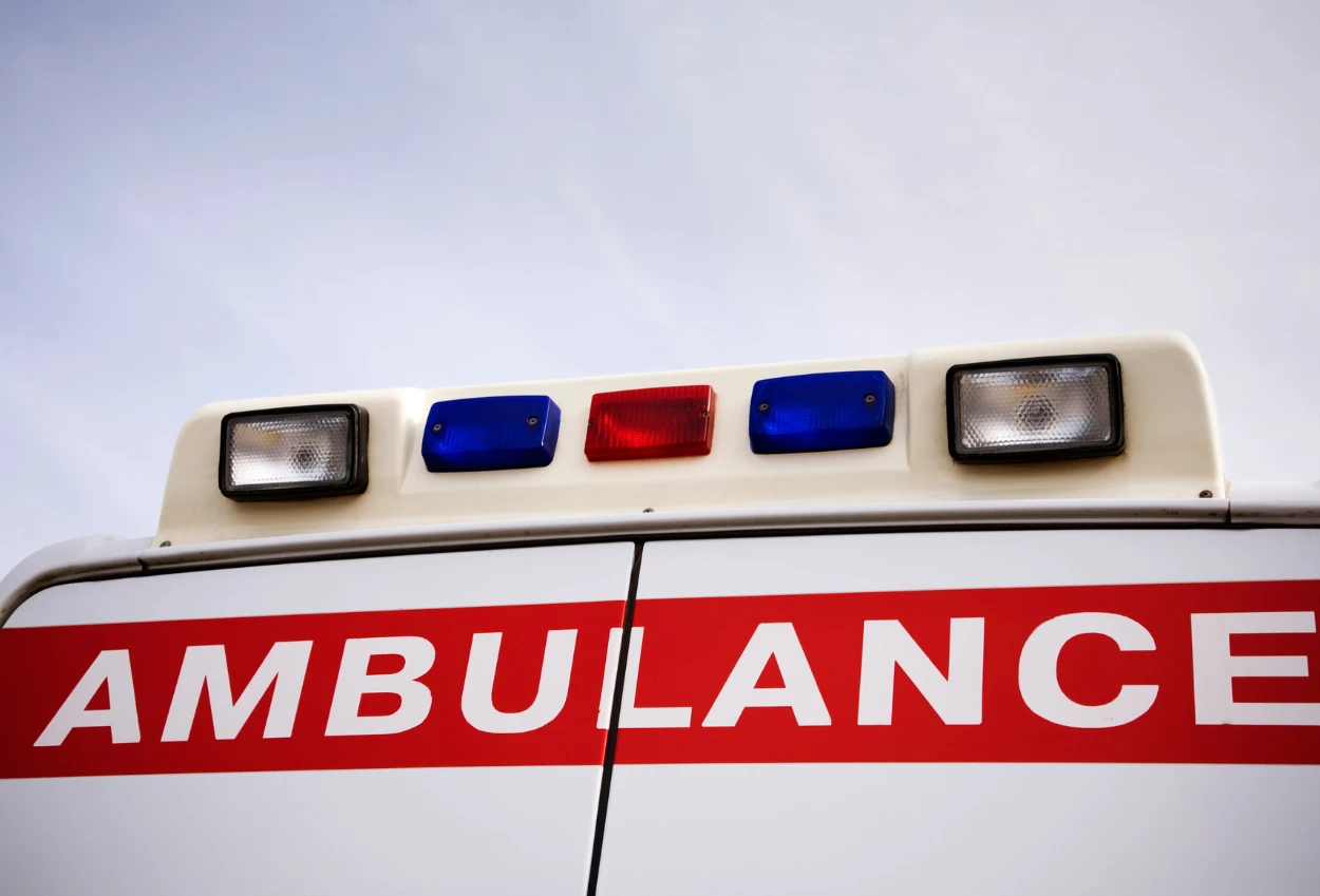 Ambulans Bawa Pasien Gawat Janin Senggol Anak Kecil di Sulsel, Sopir Ngaku Sempat Dipukuli Massa