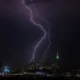 Badai Hujan dan Debu Landa Makkah Madinah, Sejumlah Wilayah Terancam Banjir Bandang
