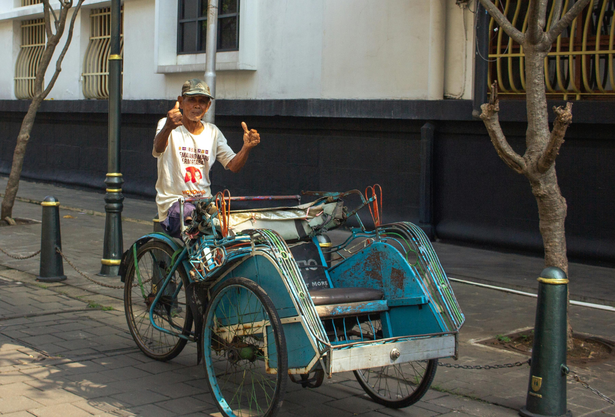Bos BPS Buka Suara usai Viral Tukang Becak Masuk Desil