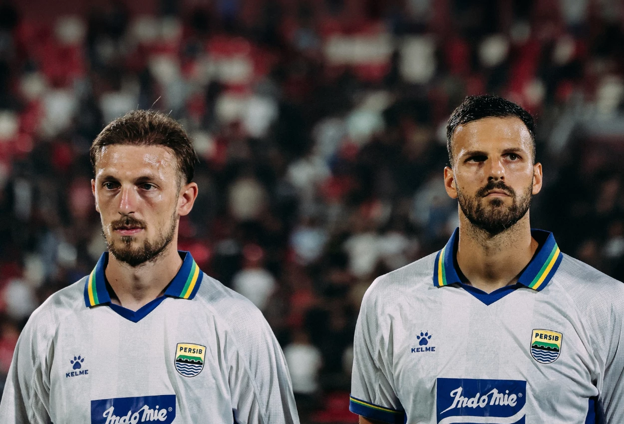 Daftar 30+ Lokasi Nobar Persib Bandung vs Manila Digger Malam Ini 31 Agustus